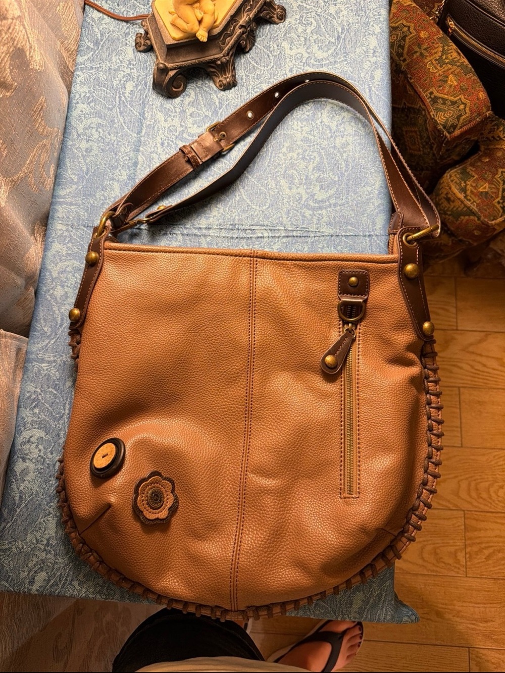 Classic Tan Shoulder Bag with Floral Accent